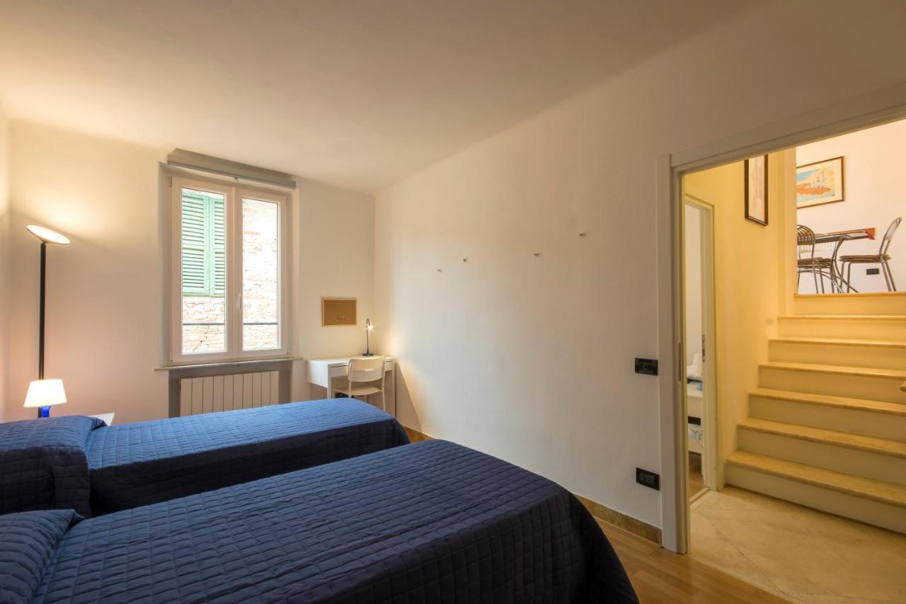 Apartamento Astonish Cathedral View Siena Exterior foto